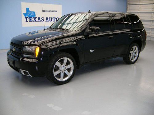 We finance!!!  2007 chevrolet trailblazer ss awd 6.0l v8 roof auto 6cd bose tow!