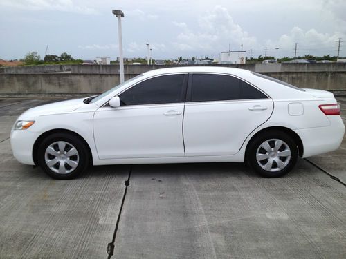 2009 toyota camry le sedan 4-door 2.4l