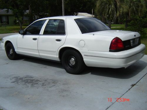 1998 ford crown victoria police interceptor sedan 4-door 4.6l