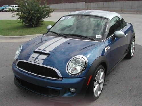 Blue black leather air 6-speed ipod cruise alloys turbo harmon-kardon abs coupe