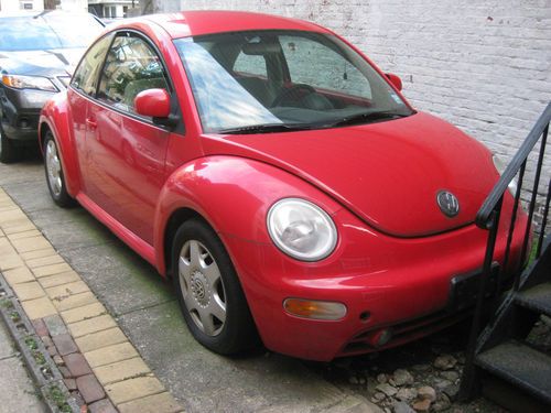 1998 volkswagen beetle base hatchback 2-door 2.0l project car