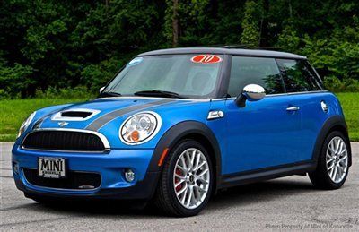 2010 john cooper works mini.. hard to find laser blue w/ dualpane sunroof &amp; more