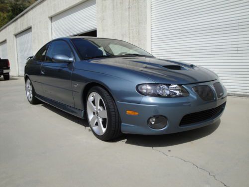 2005 pontiac gto,6.0 liter, 6speed manuel 10,500 miles mint!