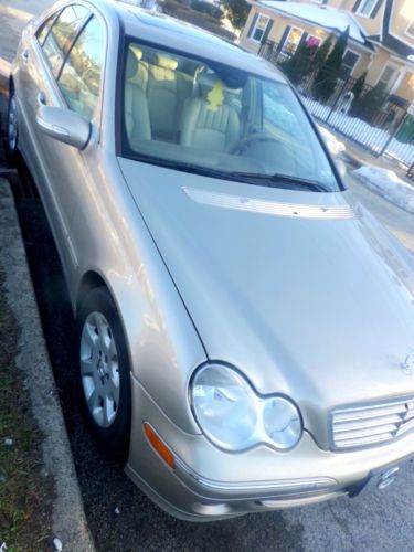 2005 mercedes-benz c240 4matic sedan 4-door 2.6l   low reserve