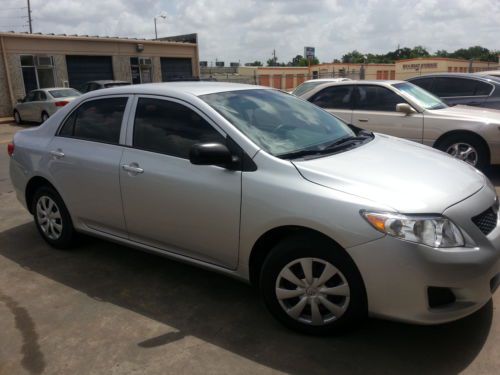 2010 toyota corolla base sedan 4-door 1.8l