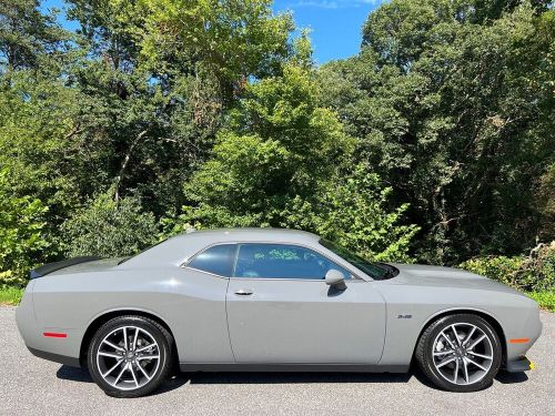 2023 dodge challenger r/t