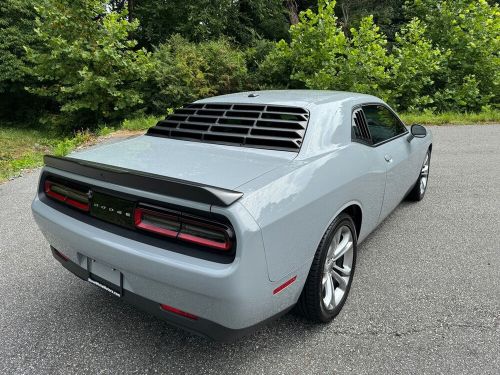 2022 dodge challenger r/t