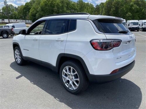 2024 jeep compass latitude lux