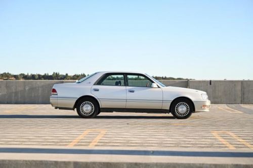 1999 toyota crown royal saloon anniversary package