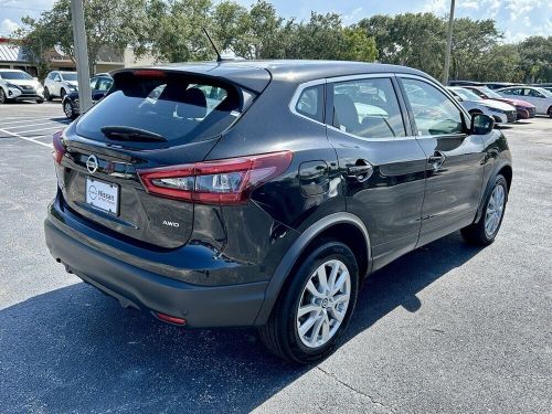 2021 nissan rogue s