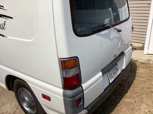 1990 mitsubishi van