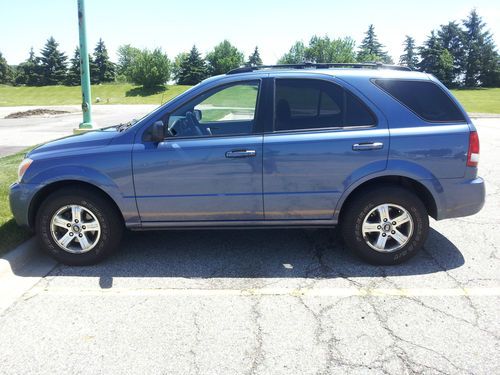 2005 kia sorento lx, 4-door, 4-wheel drive, blue, well-maintained, minimal rust