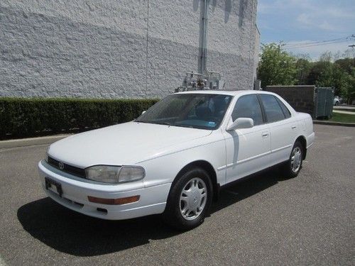 Front wheel drive power windows white low miles