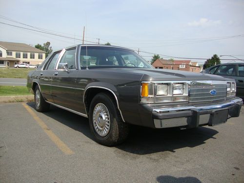 Ford crown victoria 1991