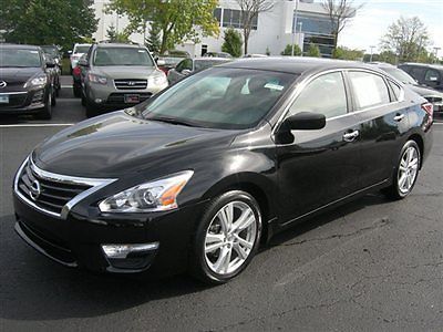 Pre-owned 2013 altima 3.5 s sedan, black/black, bluetooth audio, 5 miles only