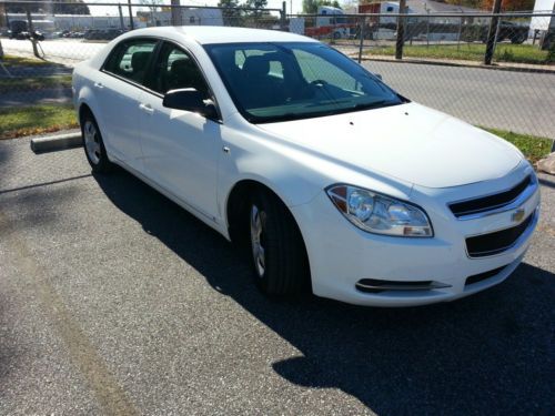 2008 chevy malibu-excellent condition