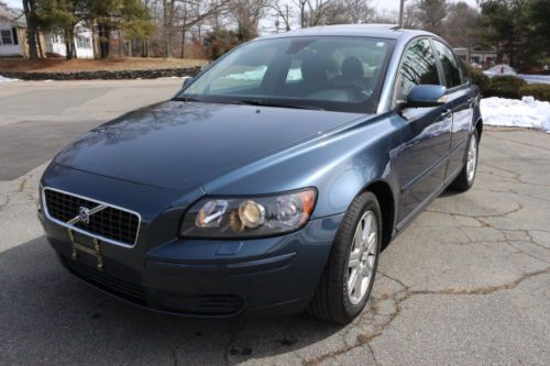 2006 volvo s40 2.4i sedan 4-door 2.4l