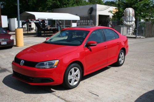 2012 volkswagen jetta tdi sedan 4-door 2.0l dsg roof no reserve