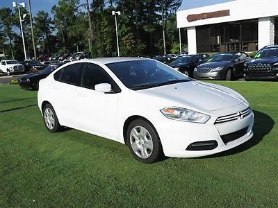 4dr sedan se new manual gasoline 2.0l 4 cyl engine bright white clear coat