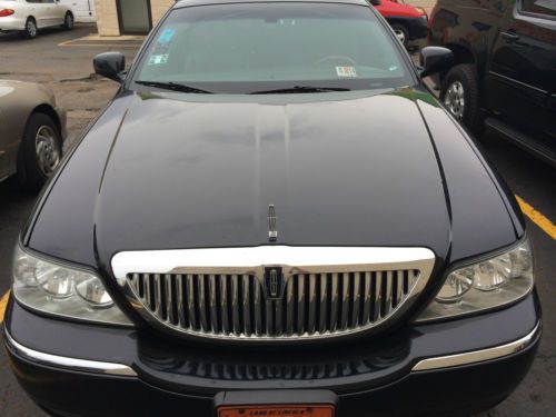 2010 lincoln town car signature limited sedan 4-door 4.6l