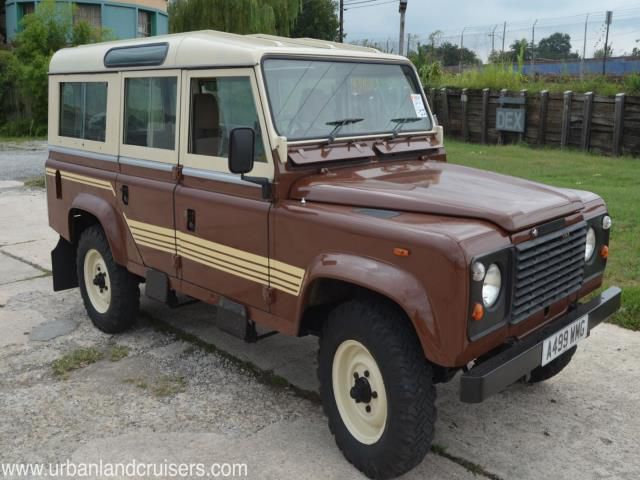 Land rover: defender 110