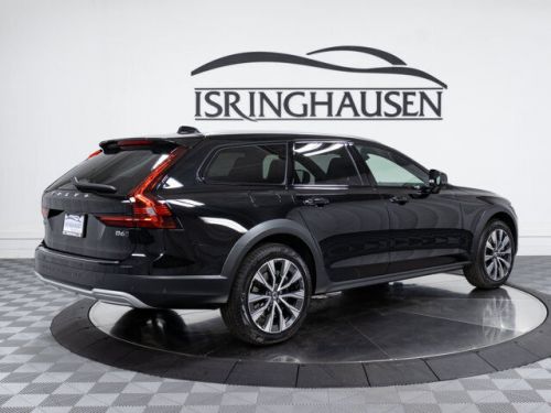 2024 volvo v90 cross country b6 awd plus