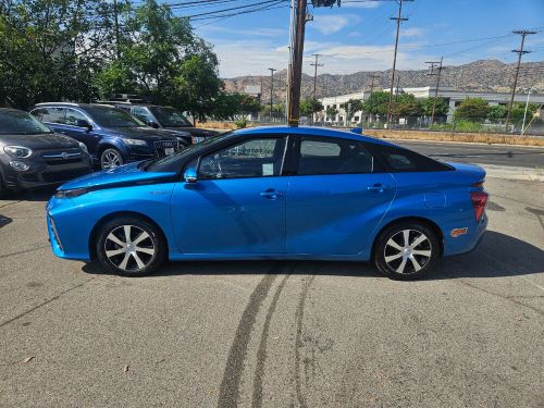 2019 toyota mirai sedan