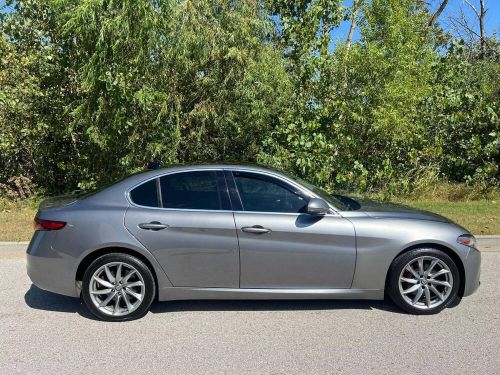 2017 alfa romeo giulia base awd 4dr sedan