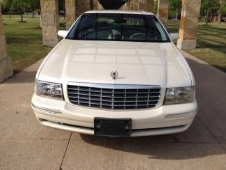 1999 cadillac deville whitediamond 58kmi,clean carfax,heated seats,very nice