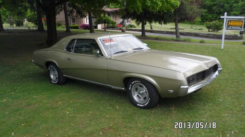 1969 mercury cougar, 2 door, 77000 miles, great driver