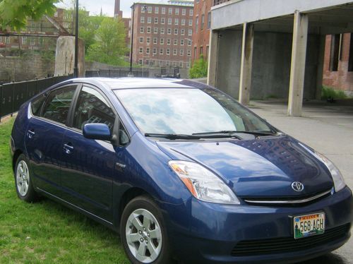 2009 blue toyota prius base hatchback 4-door 1.5l 50mpg!!!