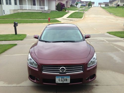 2009 nissan maxima sv sedan 4-door 3.5l