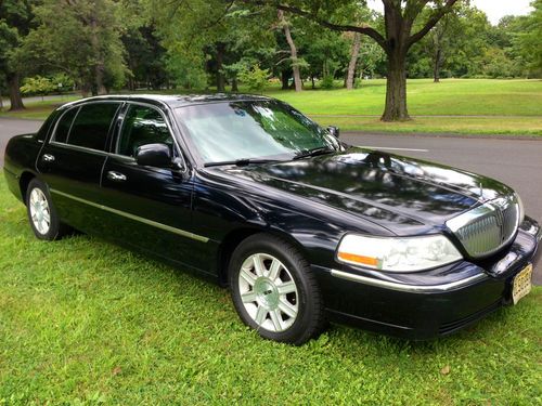 2006 lincoln town car executive l sedan black clean no reserve