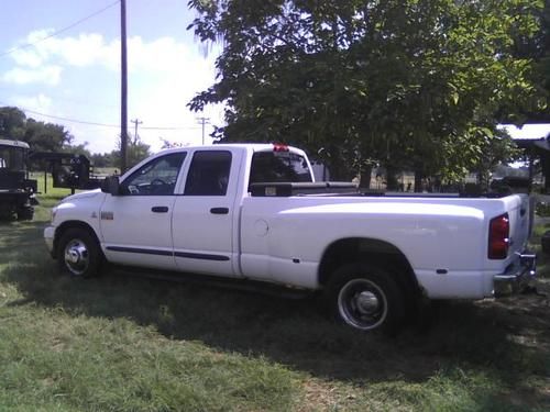 Crew cab dually (slt) 1 tx owner! 6 spd. manual. low mileage!