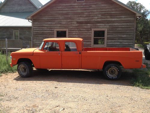 1970 dodge d200 truck w/ mopar 440