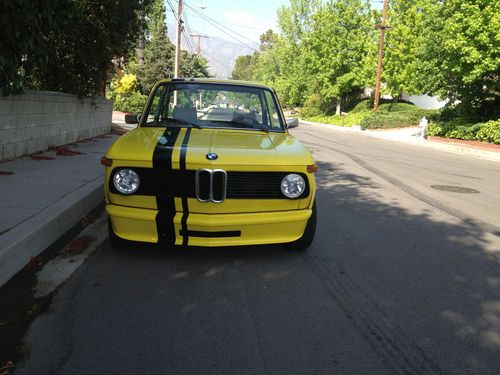 1976 bmw 2002 base coupe 2-door 2.0l