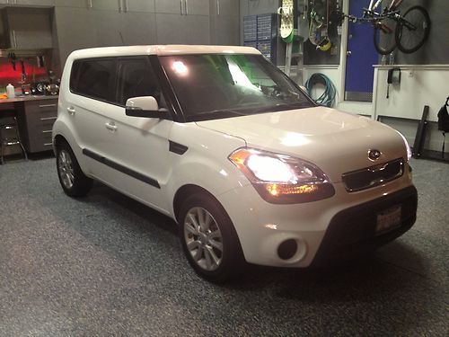 2012 kia soul plus hatchback 4-door 2.0l