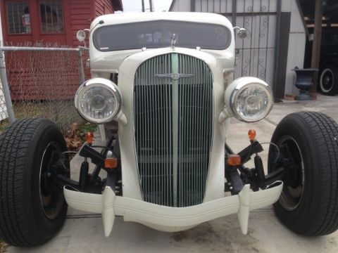 Rat rod 1937 chevy truck