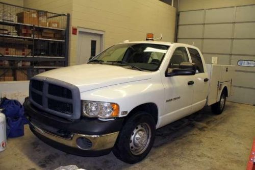 2005 dodge ram 2500  service truck (engine has low end noise-spun bearing?)