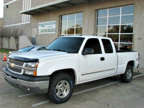 '04 silverado 1500 z71 4x4, new tires, very clean,