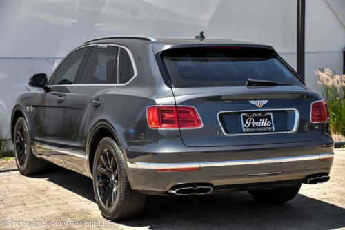 2019 bentley bentayga v8