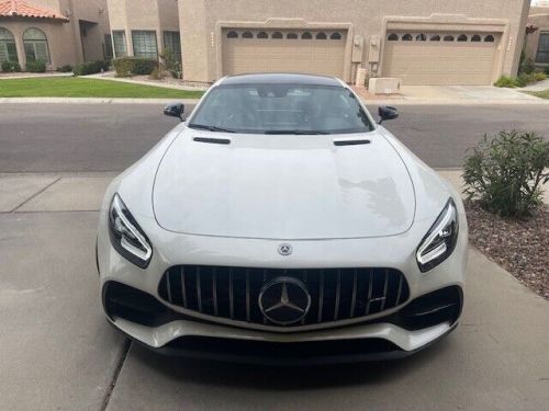 2020 mercedes-benz amg gt