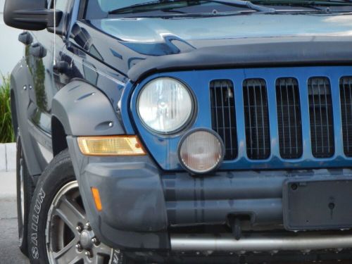 2005 jeep liberty renegade 4wd 4dr suv