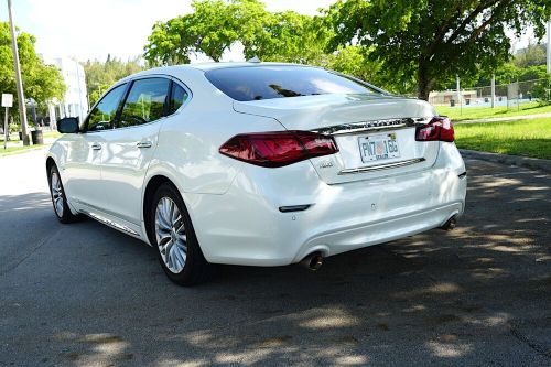 2016 infiniti q70 q70l awd w/ 48k miles. all options! $62k msrp