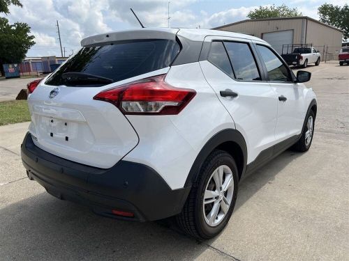 2020 nissan kicks s