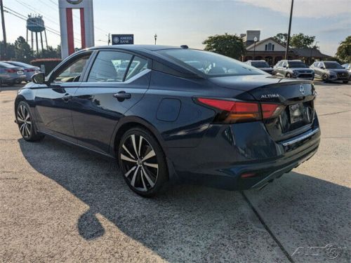 2021 nissan altima 2.0 sr