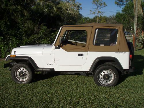 White, 4x4, 4 cyl, 5 speed, original, low miles