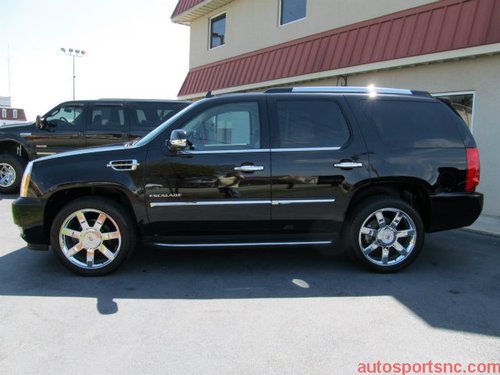 2010 cadillac escalade base sport utility 4-door 6.2l