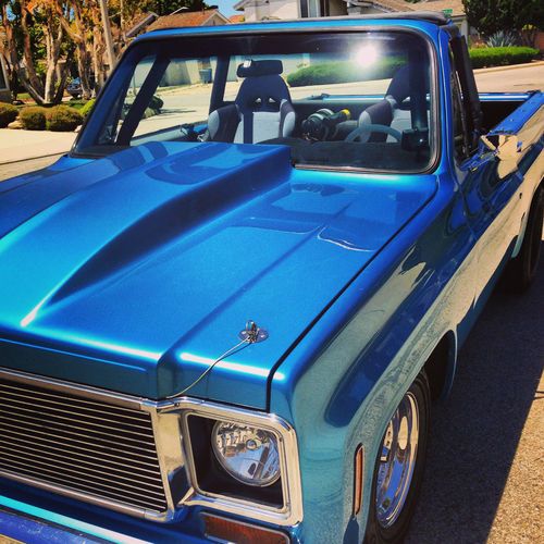 1976 chevy blazer k5. perfect condition. show quality 725hp!