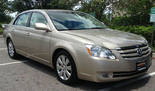 2005 toyota avalon xls sedan 4-door 3.5l low miles